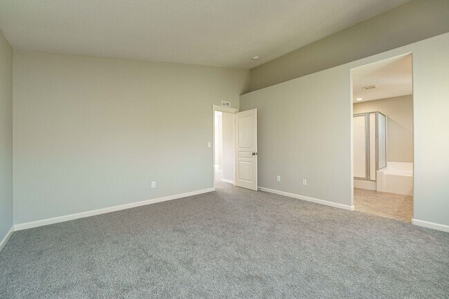 Building Photo - Cul-de-Sac Living at Its Best – Updated 3BR with Garage & A/C!