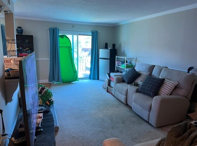 Primary Photo - 614 Cherry Hill Dr