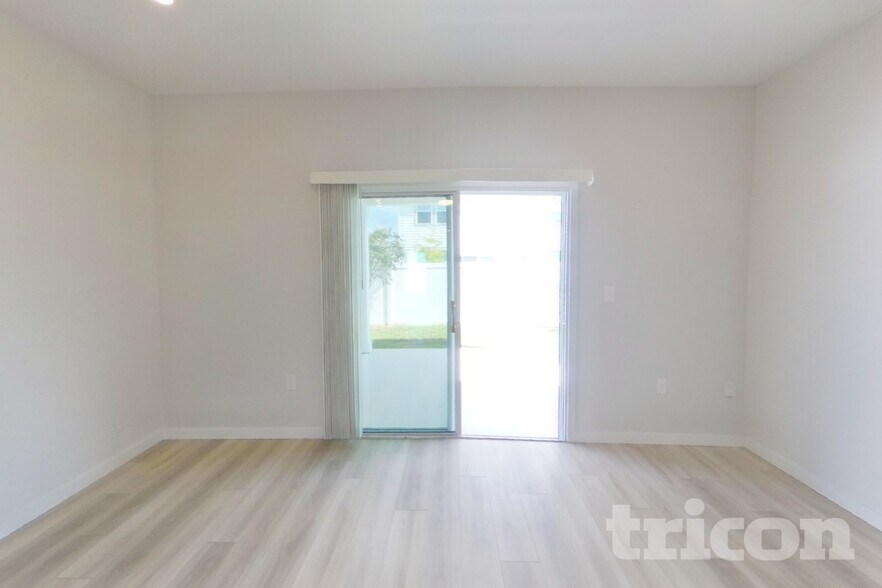Building Photo - 64 Brazil Nut Cir
