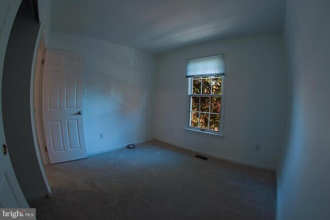 Building Photo - 3955 Pepperidge Ct