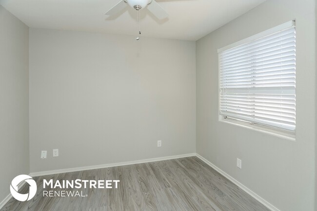 Building Photo - 6716 Rancho Santa Fe Dr