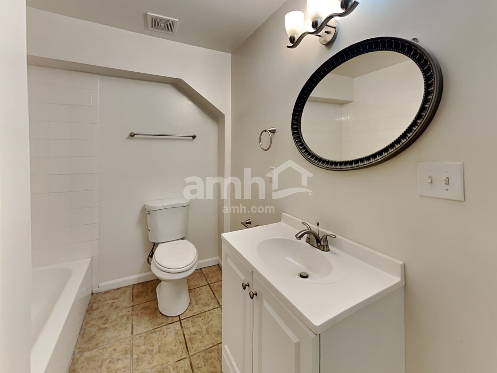 Building Photo - 2485 Chandler Grove Dr