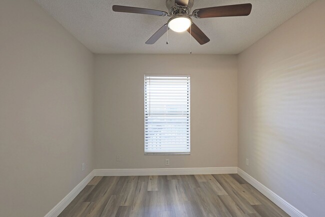 Building Photo - Mystic Gardens 5329-2915