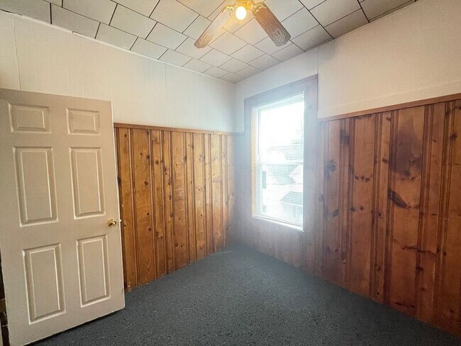 Building Photo - 121 Cypress St