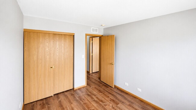 Building Photo - 2255 Georgetown Cir