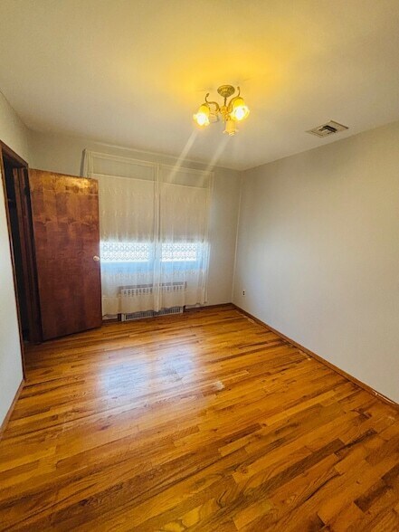 Building Photo - 45 Nassau Ave