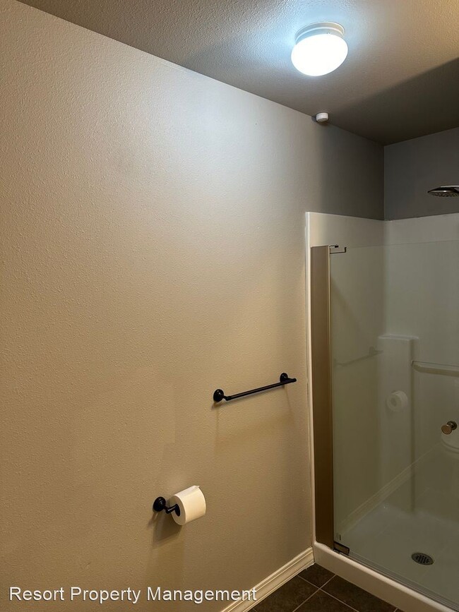 Building Photo - 3 br, 2 bath House - 310 Promenade Loop #107