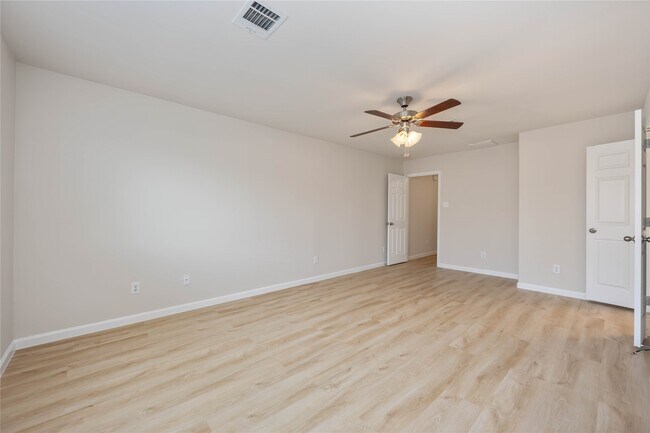 Building Photo - 13511 Villa Arbor Dr