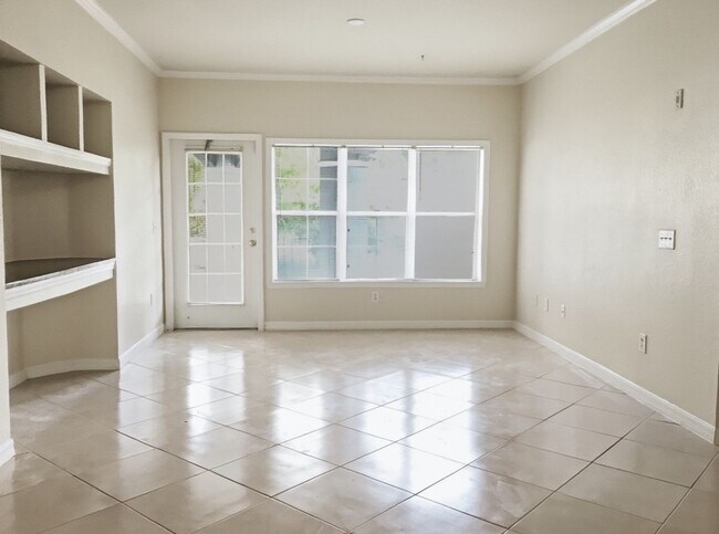 Building Photo - Upgraded 2/2 Condominium in Millenia at Mosaic