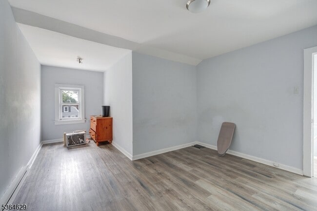 Building Photo - 59 Arnold Terrace