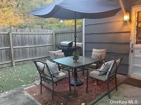 Building Photo - 2 Harbor Cir