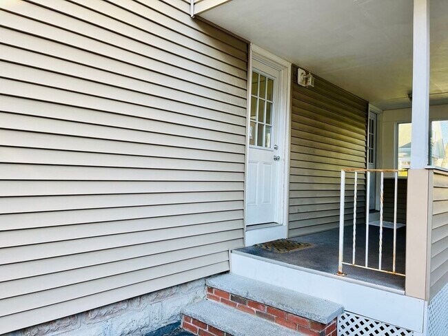 Building Photo - 32 Unity Ave