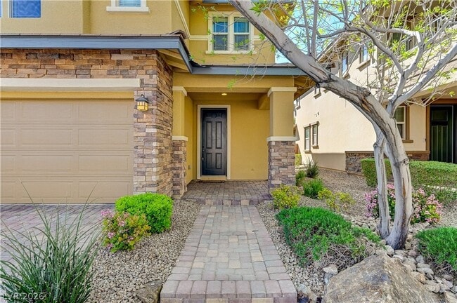 Building Photo - 10679 Country Knoll Way