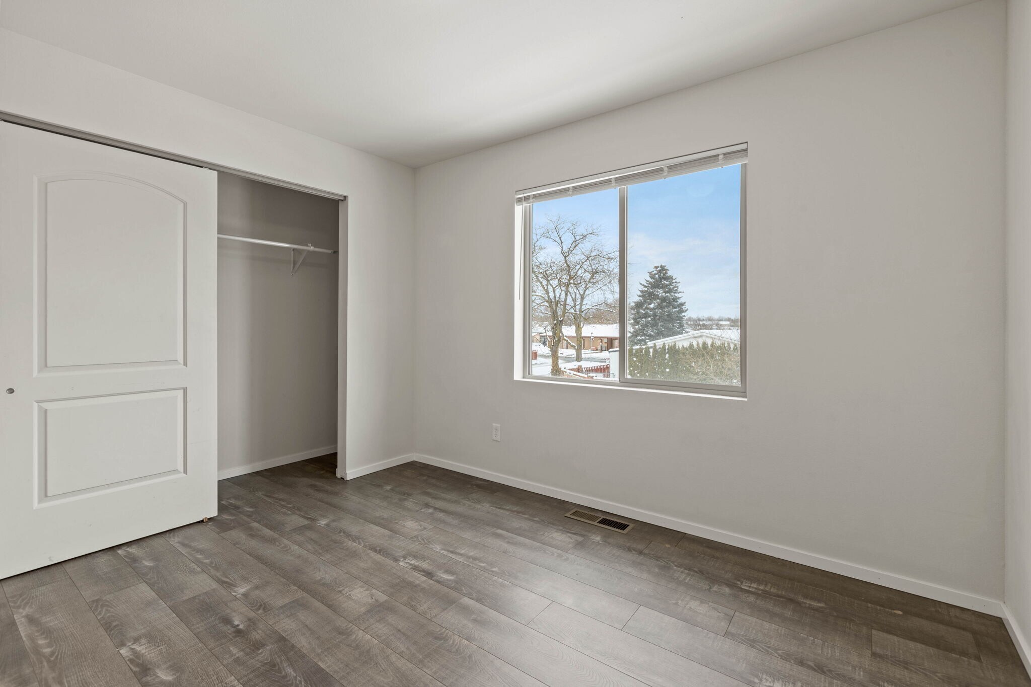 Building Photo - 304 S Skipworth Rd