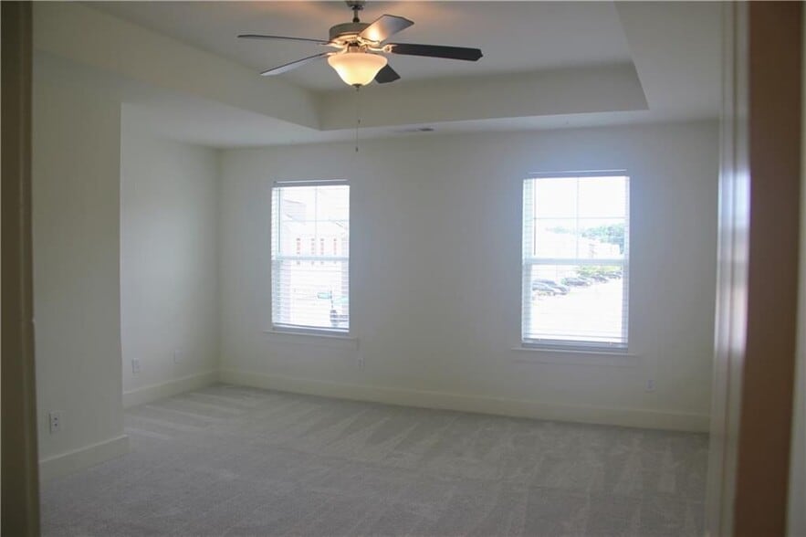 Building Photo - 5336 Brooklands Dr