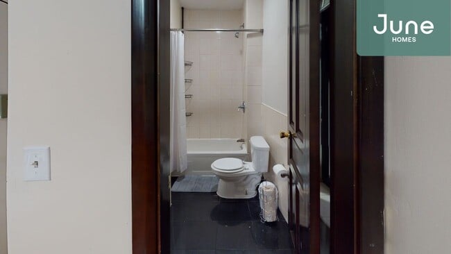 Building Photo - Full room in 3-bed/1.0-bath Home