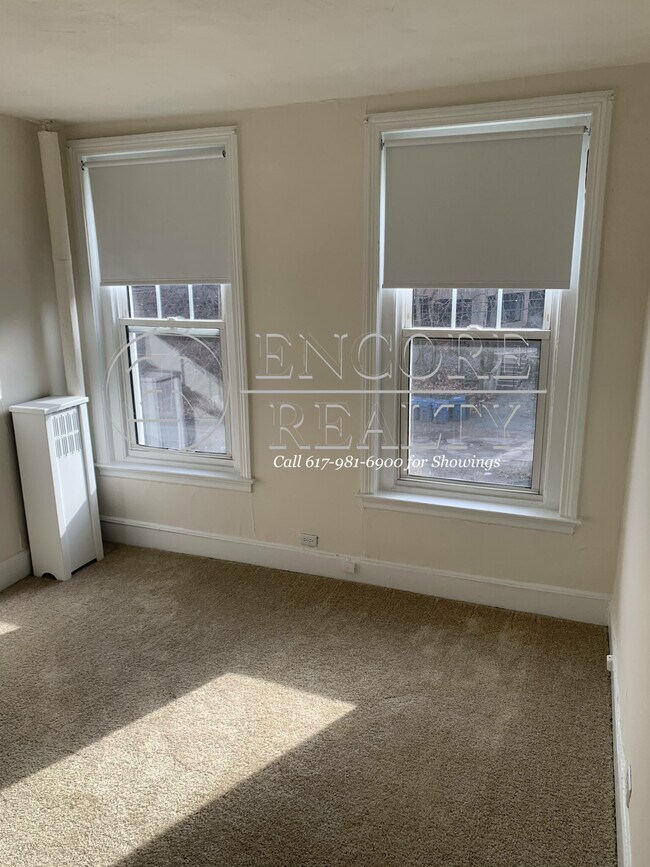 Building Photo - 1223 Beacon St