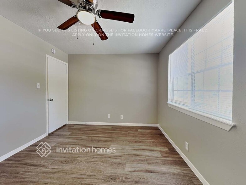 Building Photo - 24202 Spring Mill Ln