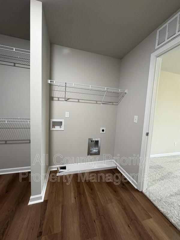 Building Photo - 107 Faucette Dr