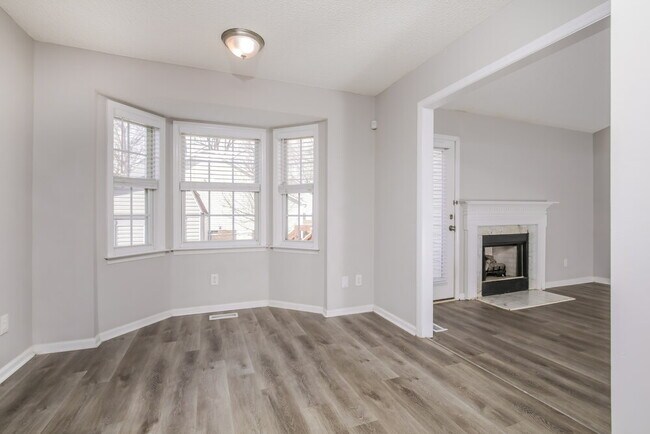 Building Photo - 1432 Smokey Mountain Dr