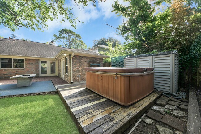 Building Photo - 3402 Hidden Creek Dr