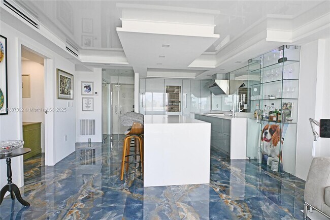 Building Photo - 401 Ocean Dr