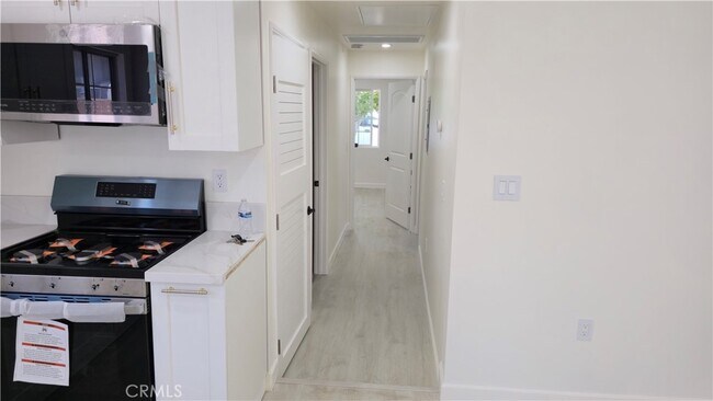 Building Photo - 11623 Paso Robles Ave