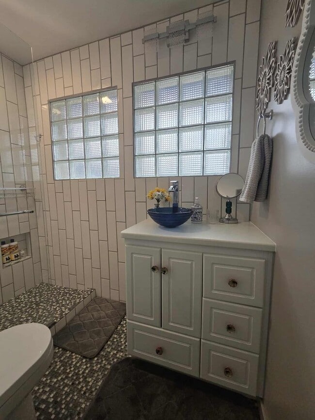 Building Photo - Gorgeous home for Rent!