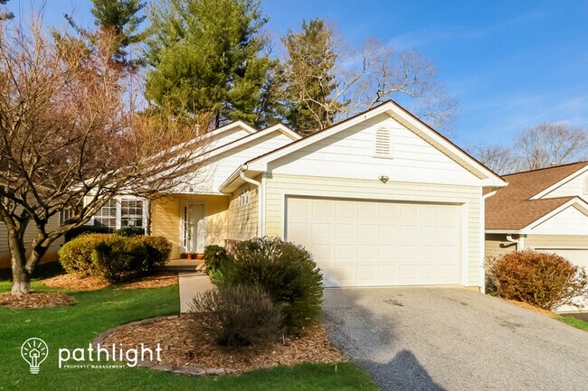 Primary Photo - 110 Creeks End Circle, Mills River, NC, 28759