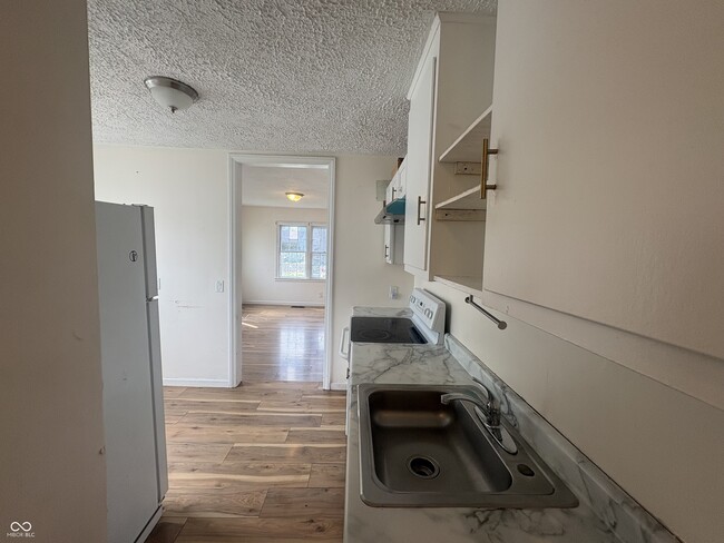 Building Photo - 269 S Dearborn St