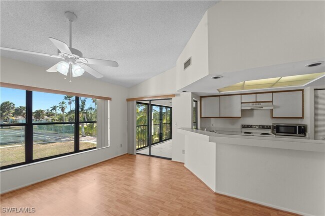 Building Photo - 13411 Gateway Dr