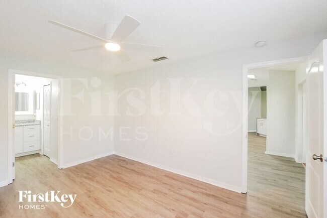 Building Photo - 29 Brian Ln