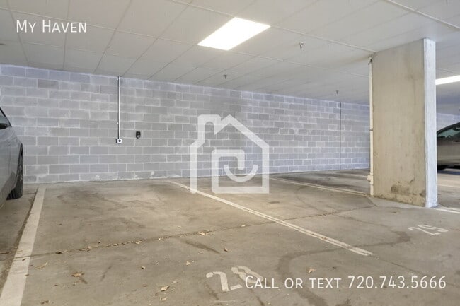 Building Photo - 2876 W 53rd Ave