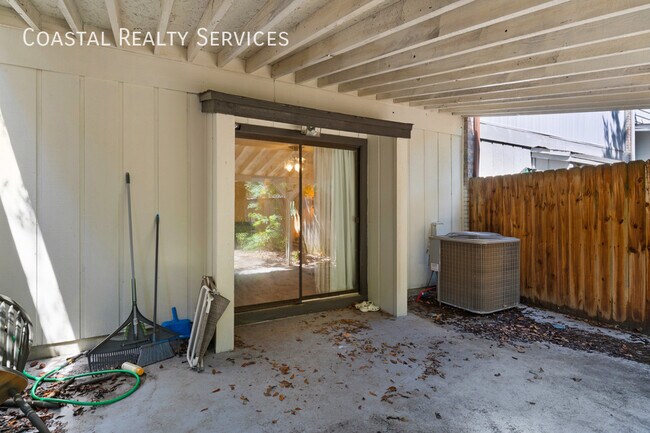 Building Photo - 112 Opp Blvd NE