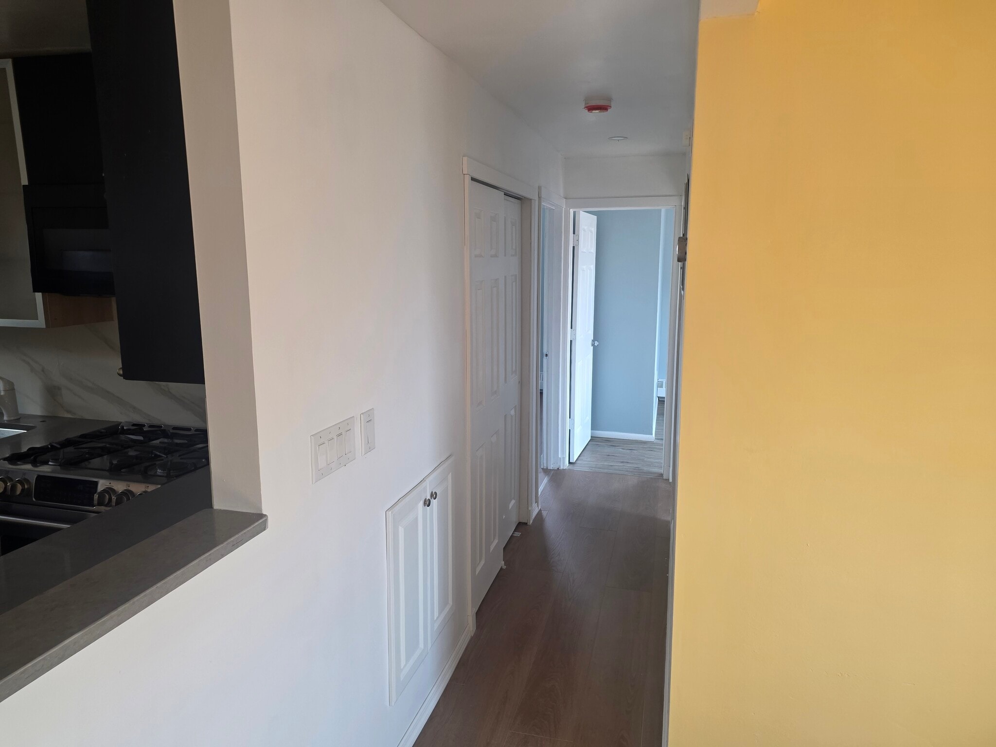 Hallway - 14764 259th St