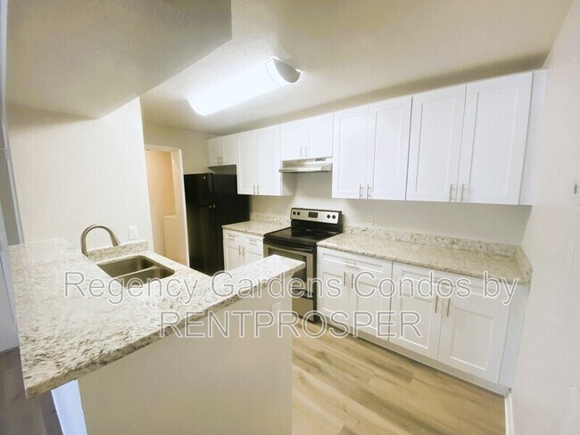 Building Photo - 4225 Thornbriar Ln