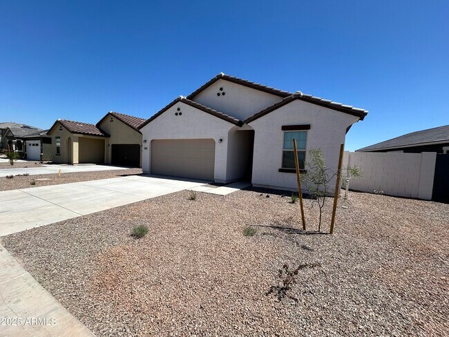 Primary Photo - 18461 N Los Gabrieles Way