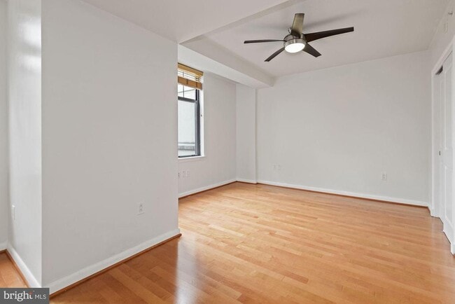 Building Photo - 1021 N Garfield St