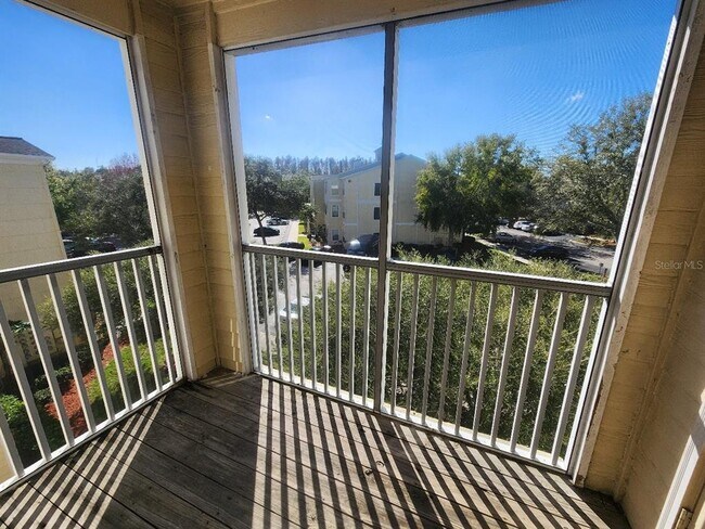 Building Photo - 18271 Bridle Club Dr