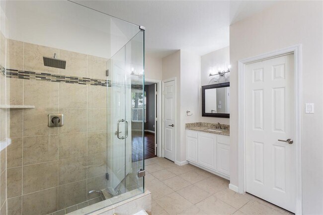 Building Photo - 11 Belcarra Pl