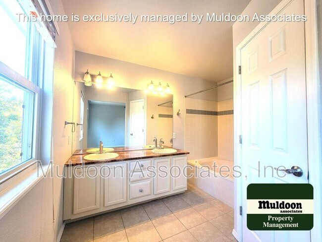 Building Photo - 4125 Solarface Ct