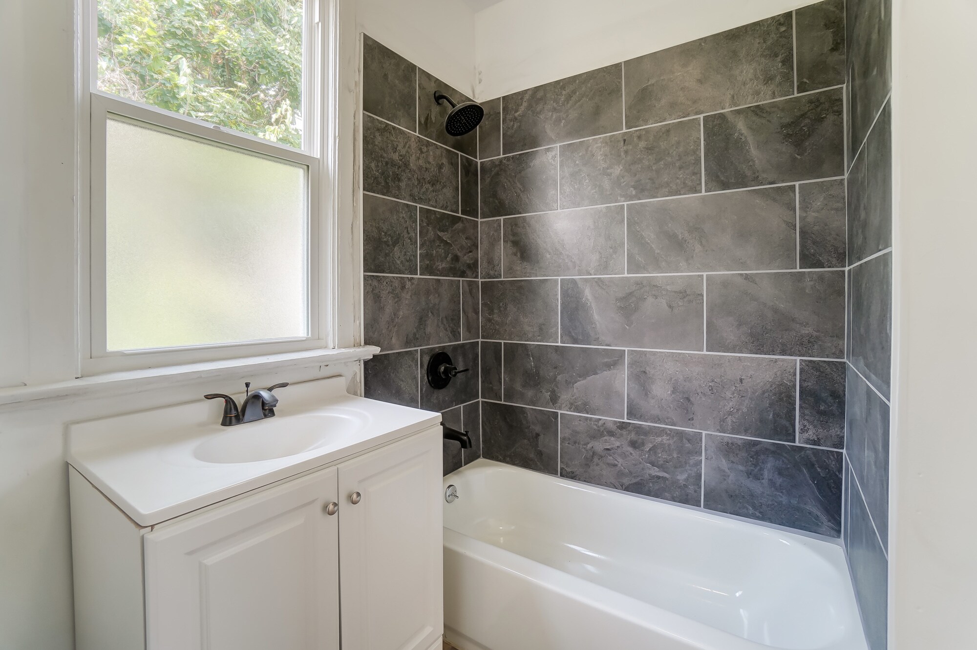 Building Photo - 1768 Williams Ave