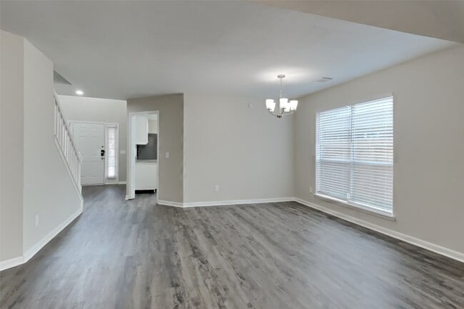 Building Photo - 10107 Sands Trail Ct
