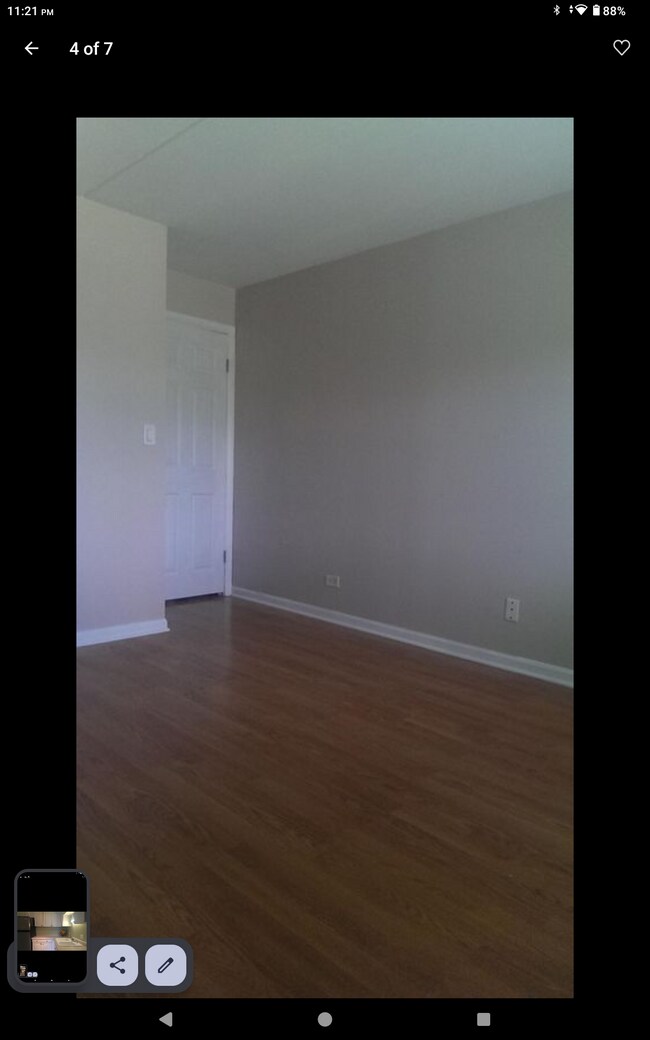 Building Photo - 1460 Fairlane Dr