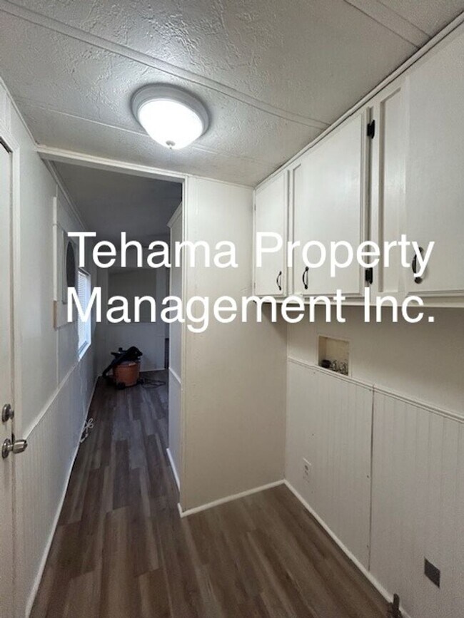 Building Photo - Charming Modular Home in the Country (Proberta Area)