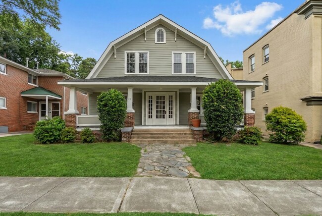 Building Photo - Trinity Park in Durham!