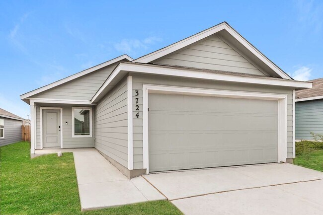 Building Photo - 3724 Axis Hl St