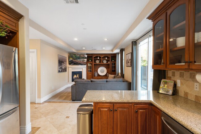 Building Photo - 15935 Archwood Ln