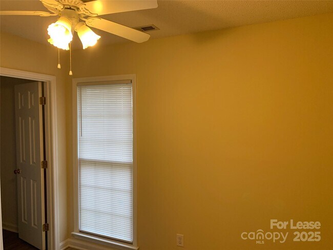 Building Photo - 4319 Wynborough Ln