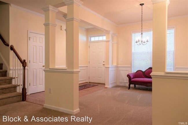 Building Photo - 4 br, 2.5 bath House - 1505 Yellow Rainbow